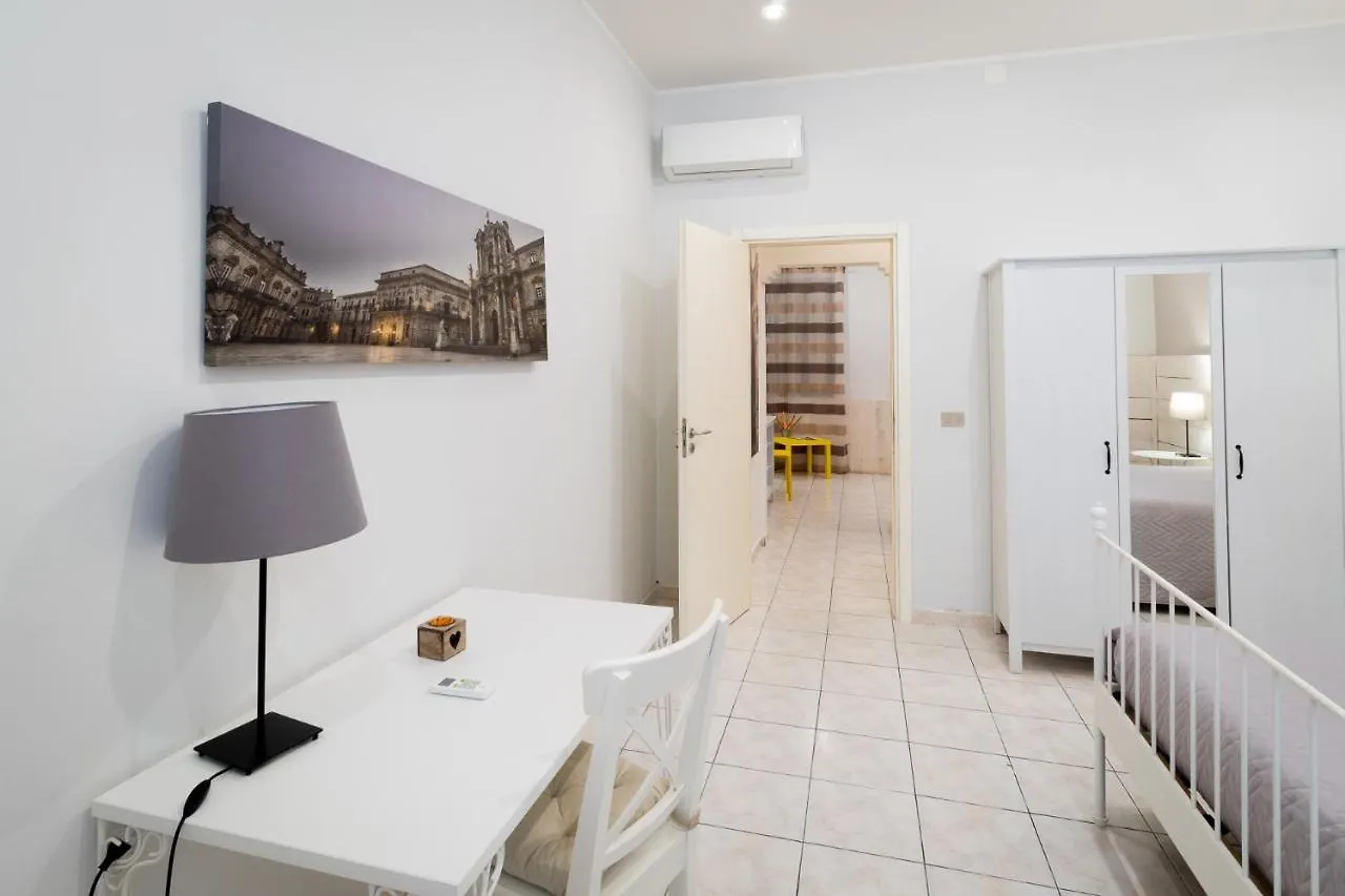 Il Piave di Siracusa: Spacious Apartment Near Ortigia and Sea Syracuse